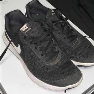Women’s Nike’s running shoe
